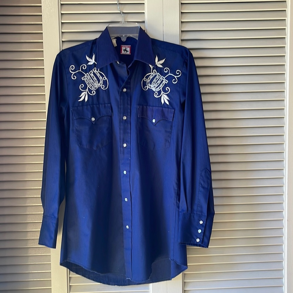 Western Style Men Shirt Chute #1